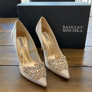 Brand new Badgley Mischka Quintana Pumps size 7.5